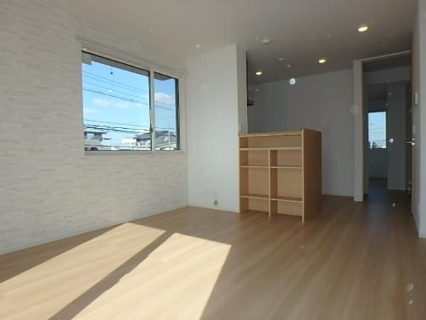 �y���ԁE���r���O�z�@