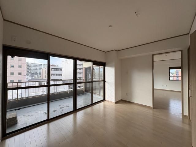 �y���̑������E�X�y�[�X�z�@