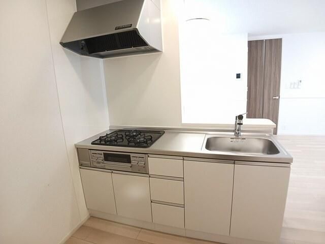 �y�L�b�`���z�@