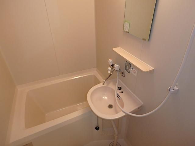 �y���ʏ��z�@