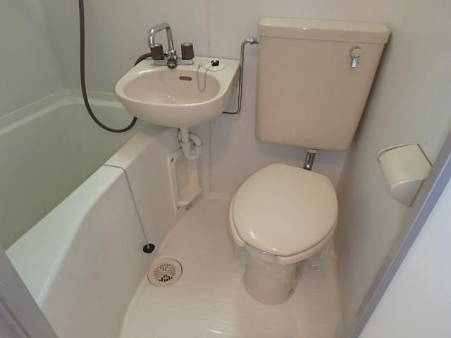 �y�g�C���z�@