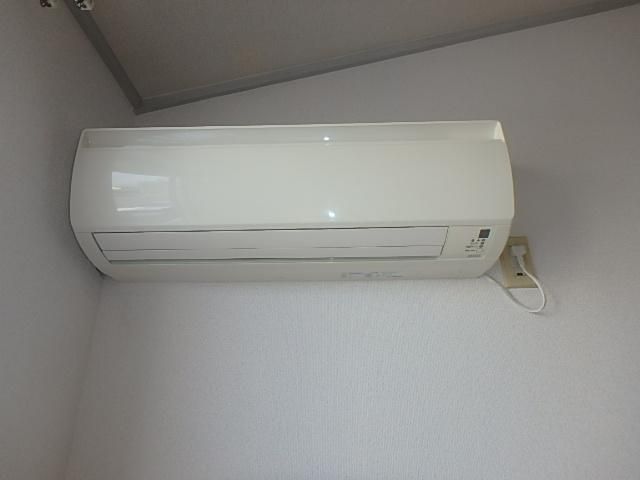 �y���̑��ݔ��z�@