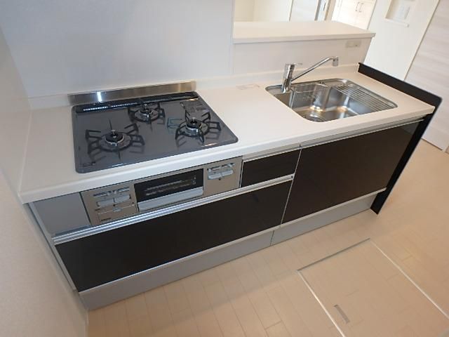 �y�L�b�`���z�@