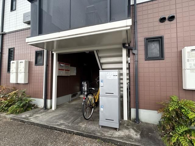 �y�G���g�����X�z�@