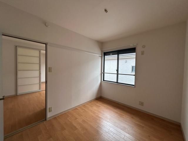 �y�Q���z�@