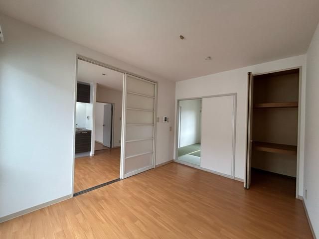 �y���̑������E�X�y�[�X�z�@