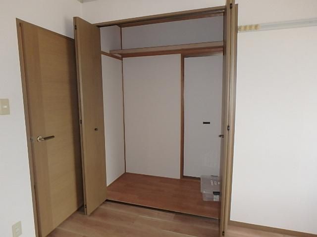 �y���[�z�@