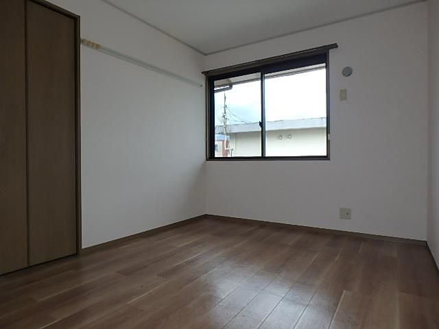 �y�q�������z�@