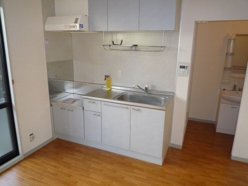 �y�L�b�`���z�@