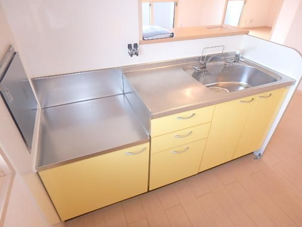 �y�L�b�`���z�@