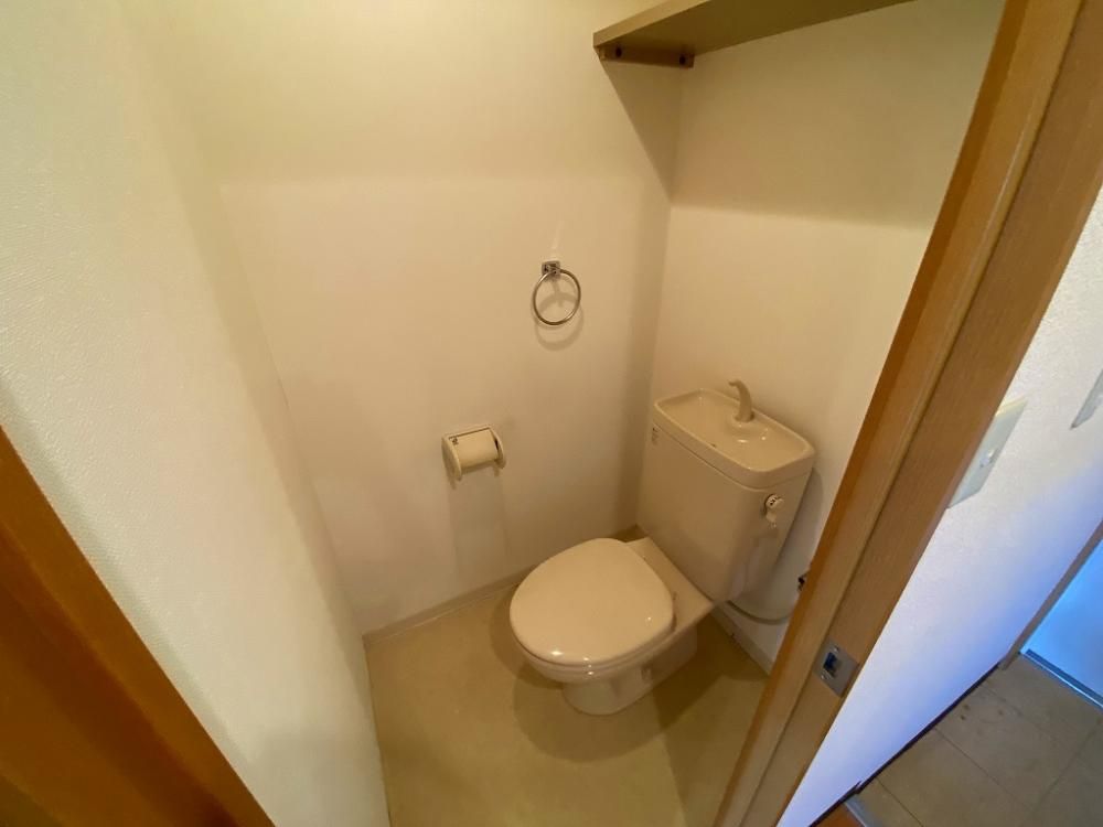 �y�g�C���z�@