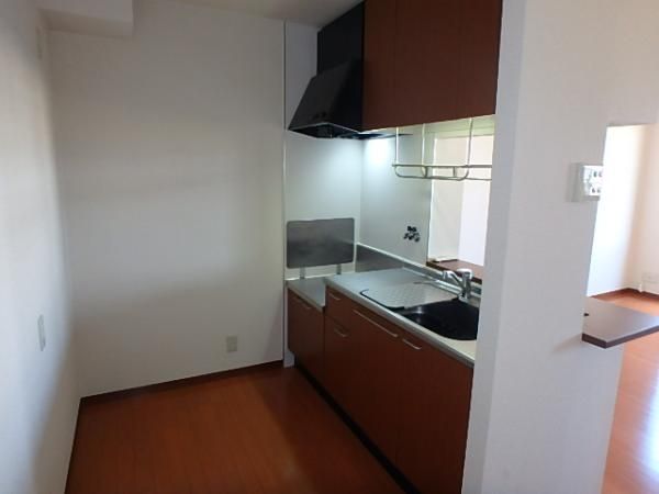 �y�L�b�`���z�@