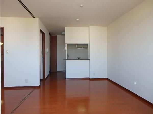 �y�����E���r���O�z�@