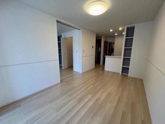 �y���ԁE���r���O�z�@