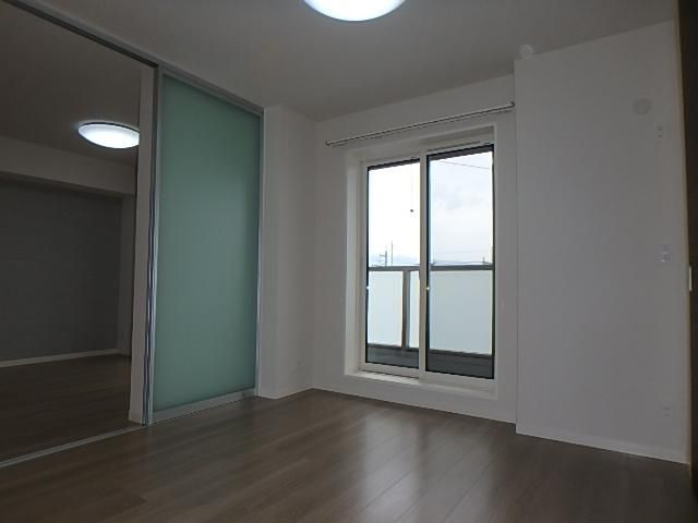 �y�Q���z�@