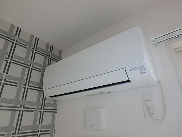 �y���̑��ݔ��z�@