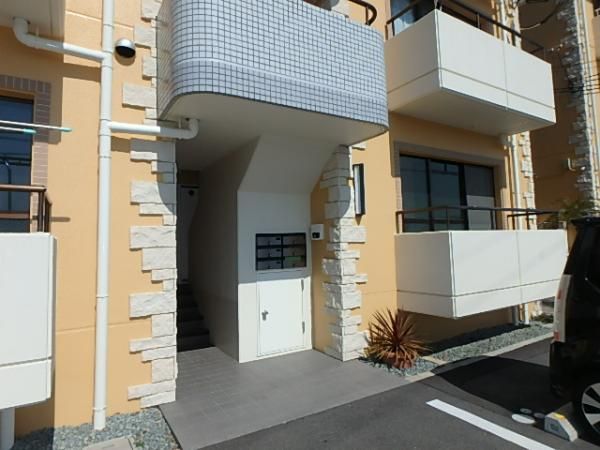 �y�G���g�����X�z�@