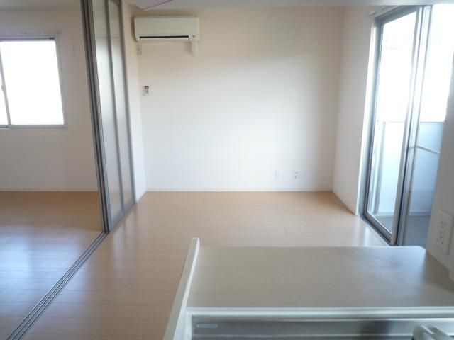 �y���̑��ݔ��z�@