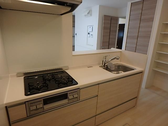 �y�L�b�`���z�@