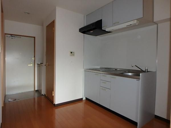 �y�����E���r���O�z�@