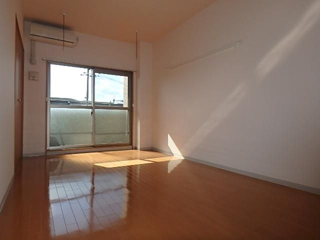 �y���̑������E�X�y�[�X�z�@