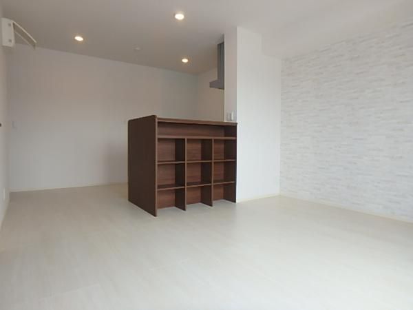 �y�����E���r���O�z�@