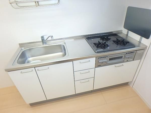 �y�L�b�`���z�@