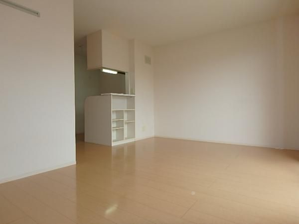 �y���ԁE���r���O�z�@