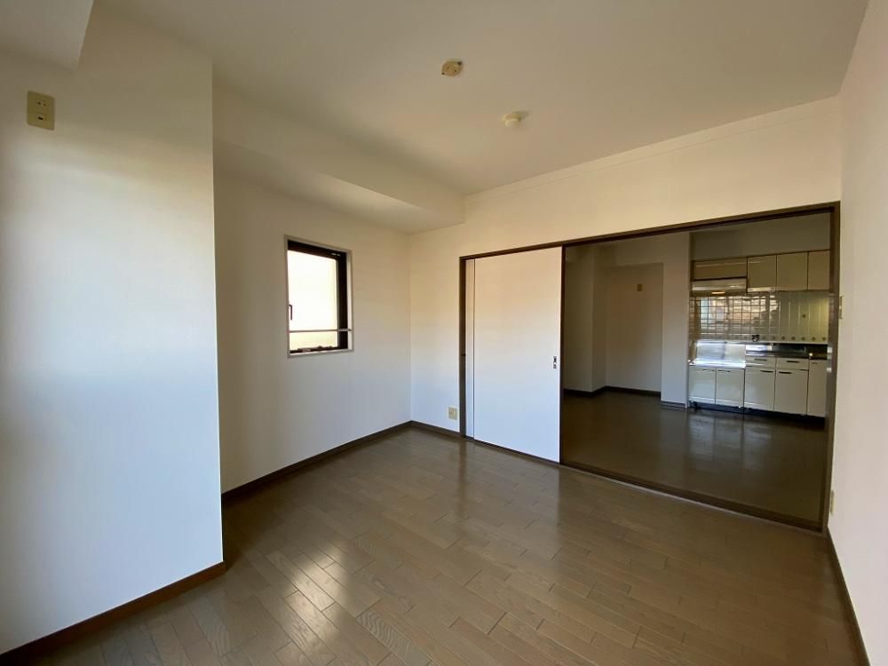 �y�q�������z�@