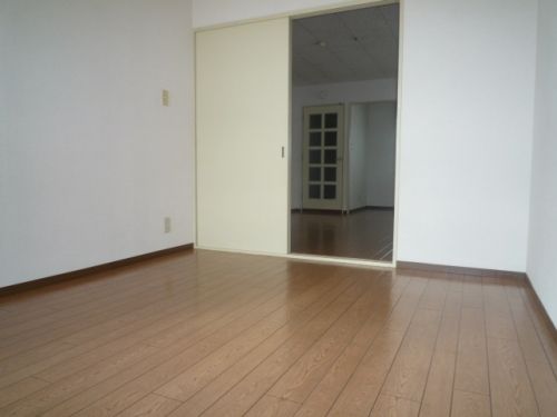 �y���̑������E�X�y�[�X�z�@