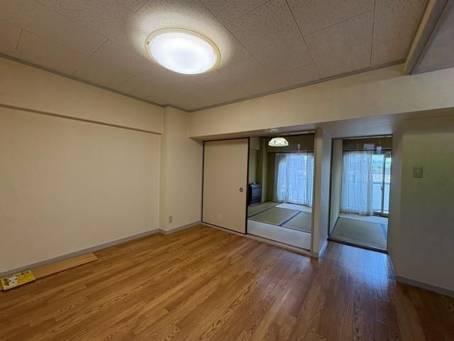 �y���̑������E�X�y�[�X�z�@