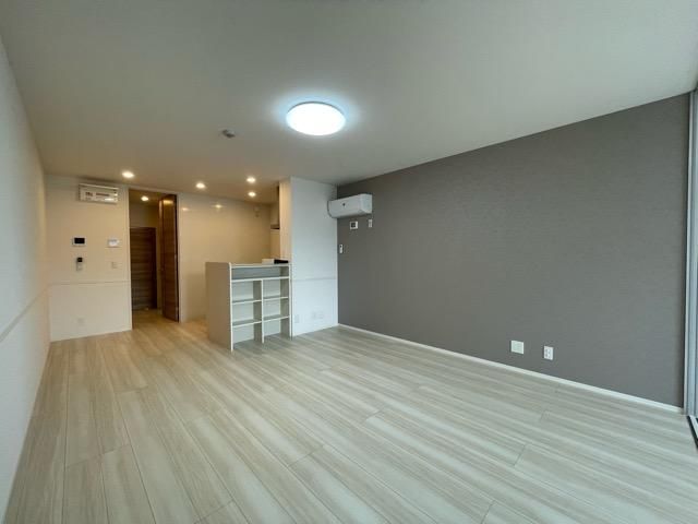 �y���ԁE���r���O�z�@