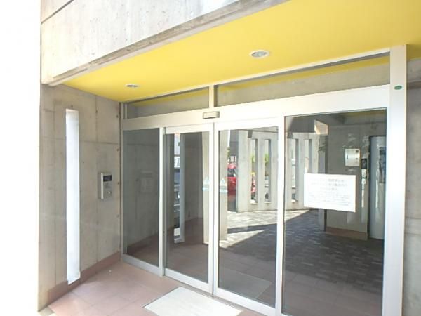 �y�Z�L�����e�B�z�@���I�[�g���b�N��