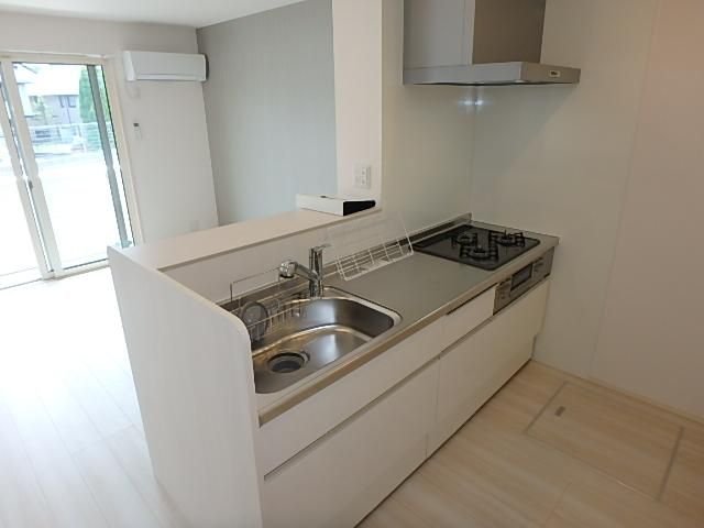 �y�L�b�`���z�@