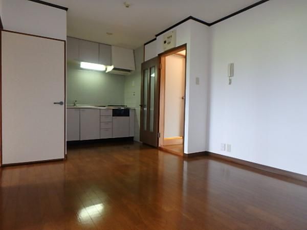 �y�����E���r���O�z�@