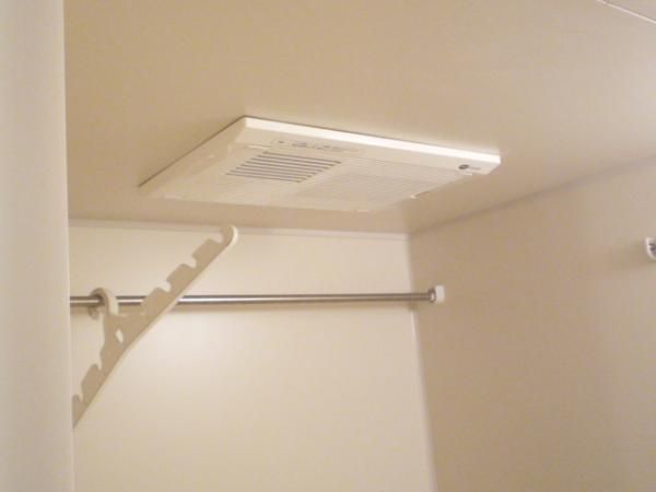 �y���̑��ݔ��z�@��������