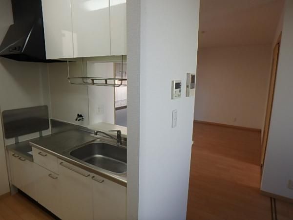 �y�����E���r���O�z�@