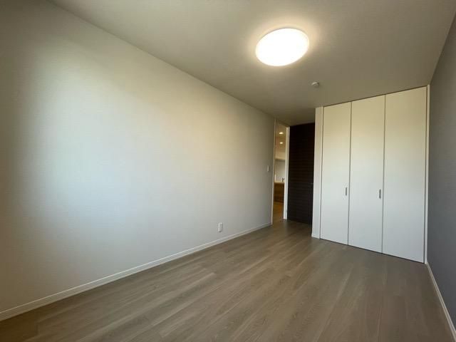 �y�����E���r���O�z�@