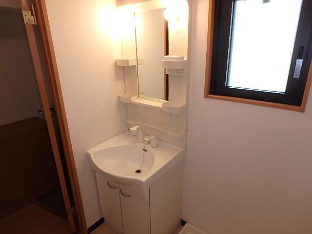 �y���ʏ��z�@