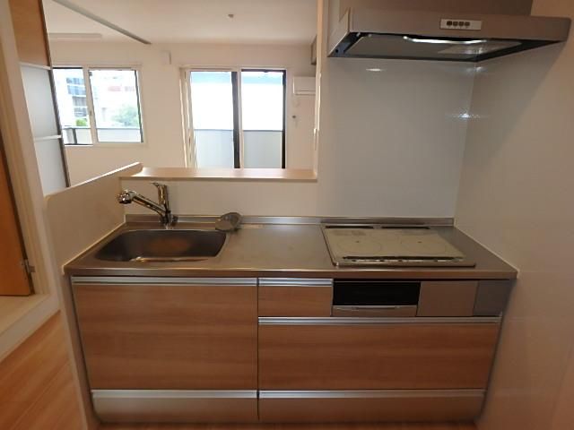 �y�L�b�`���z�@