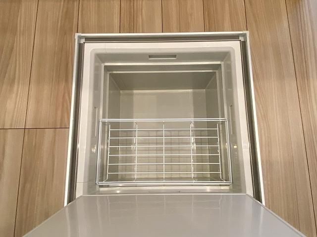 �y���̑��ݔ��z�@