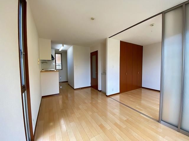 �y���ԁE���r���O�z�@���Y��Ƀ��t�H�[������Ă��܂���