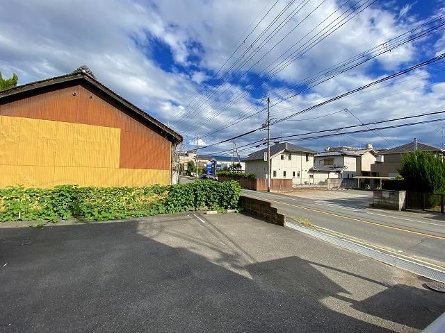 �y���]�z�@