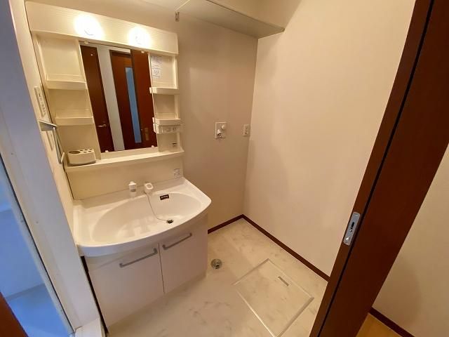 �y���ʏ��z�@