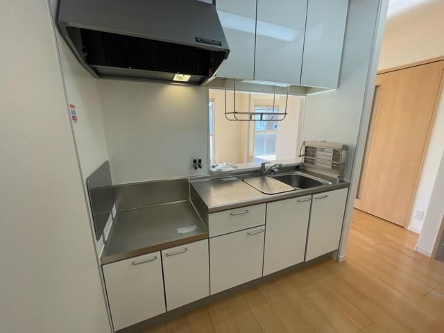 �y�L�b�`���z�@