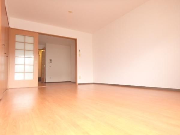 �y�Q���z�@