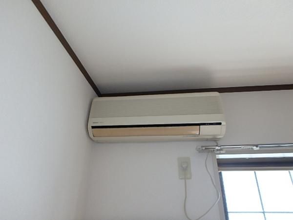 �y���̑��ݔ��z�@