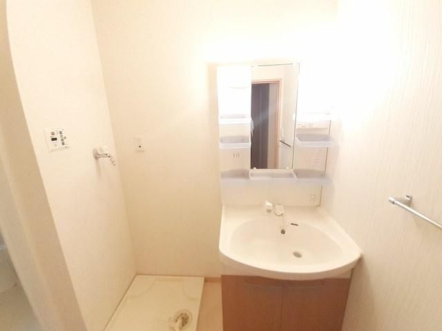 �y���ʏ��z�@