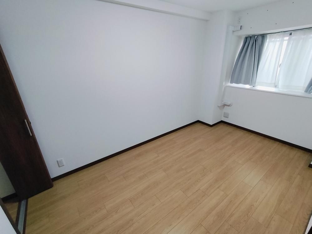 �y�Q���z�@