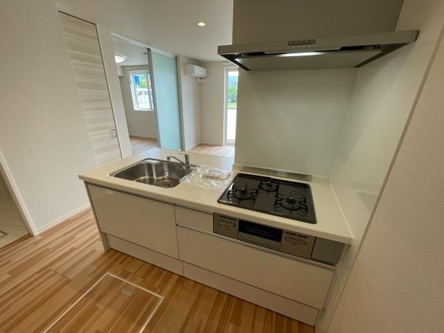 �y�L�b�`���z�@